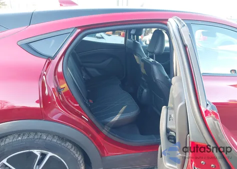 2022 Ford Mustang Mach-E Select z USA, uszkodzony, nr VIN 3FMTK1SS9NMA17648